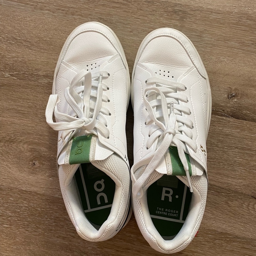The Roger Centre Court Sneakers